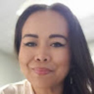 Meet your Posher, Deborah